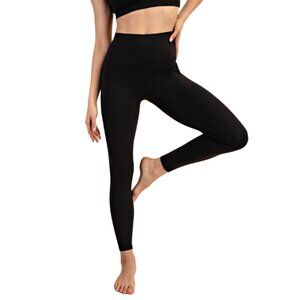 Butter Yoga Leggings with Side Pockets in Black